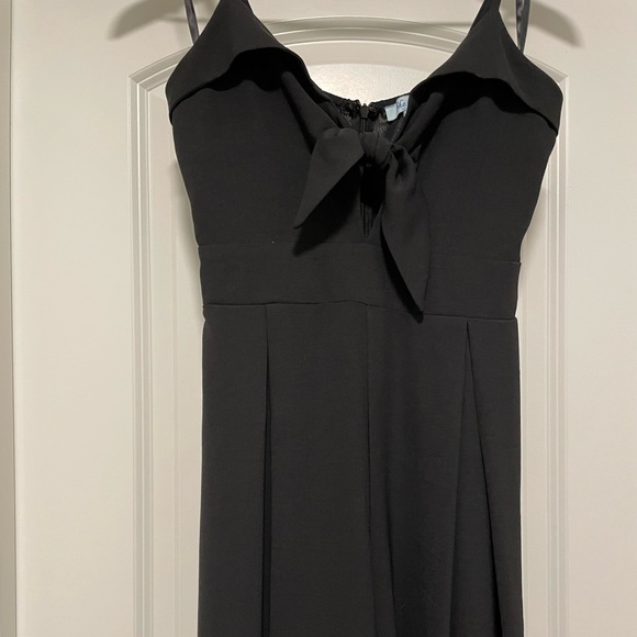 she + sky size S black pleated jumpsuit with tie-front - Picture 4 of 6